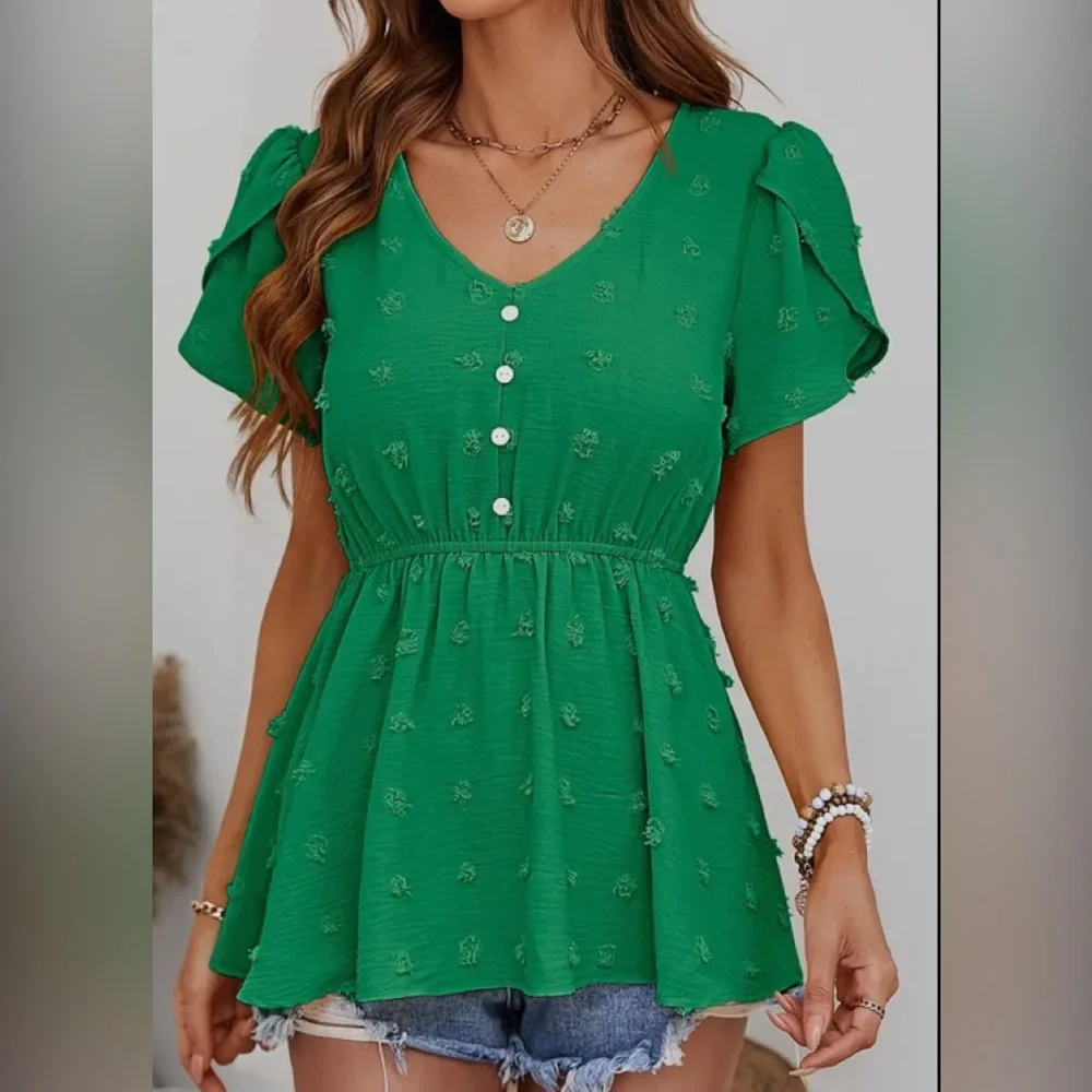 Green V neck short sleeve top - Picture 1 of 6